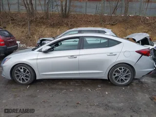 2019 Hyundai Elantra SEL with VIN 5NPD84LF6KH453451, listed as a IAAI auction lot 41387709 with 23,377 mi miles. Bid and sale history available at carsss.com. Image 14.