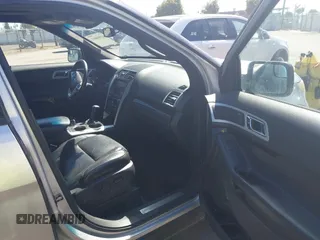 2013 Ford Explorer Limited z VIN 1FM5K7F81DGA08803, wystawiony jako IAAI lot #42304601 z przebiegiem 196 293 mil mil oraz . Historia ofert i sprzedaży dostępna na DreamBid. Obrazek 5.