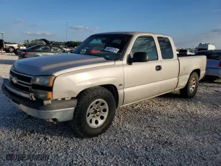 2006 Chevrolet Silverado 1500 LS with VIN 1GCEC19X36Z117305, listed as a Copart auction lot 80201124 with 227,467 mi miles and Clean Title. Bid and sale history available at carsss.com. Image 1.