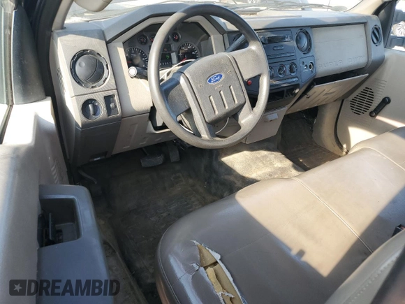 2008 Ford F-350 with VIN 1FTWF30598EA54627, listed as a Copart auction lot 54067735 with 206,582 mi miles and Salvage title. Bid and sale history available at DreamBid. Image 8.