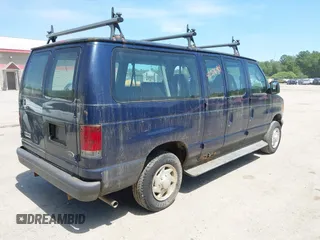 2007 Ford Econoline Passenger XL z VIN 1FMNE11W57DB28135, wystawiony jako IAAI lot #42576901 z przebiegiem 143 458 mil mil oraz . Historia ofert i sprzedaży dostępna na DreamBid. Obrazek 4.