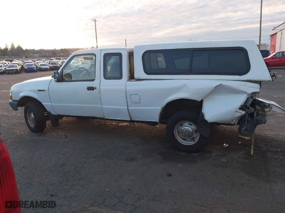 1998 Ford Ranger XL with VIN 1FTYR14C1WPB19694, listed as a IAAI auction lot 41033116 with 200,396 mi miles. Bid and sale history available at carsss.com. Image 14.