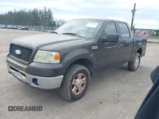 2006 Ford F-150 XLT z VIN 1FTPW14576FA26769, wystawiony jako IAAI lot #41896873 z przebiegiem 276 266 mil mil oraz . Historia ofert i sprzedaży dostępna na DreamBid. Obrazek 2.