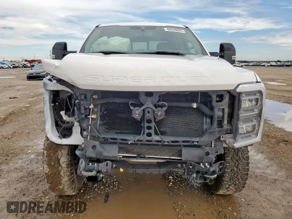 2024 Ford F-250 XL with VIN 1FT8W2BM9REC24042, listed as a Copart auction lot 60598605 with 28,099 mi miles and Salvage title. Bid and sale history available at DreamBid. Image 5.
