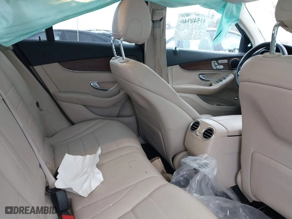 2021 Mercedes-Benz GLC with VIN W1N0G8EB3MV301304, listed as a IAAI auction lot 41540946 with 68,163 mi miles. Bid and sale history available at carsss.com. Image 8.