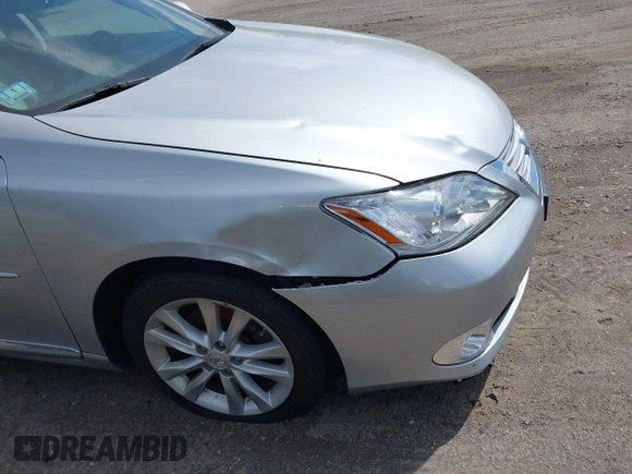 2010 Lexus ES 330 with VIN JTHBK1EG2A2366173, listed as a IAAI auction lot 42212977 with 160,658 mi miles and . Bid and sale history available at DreamBid. Image 6.