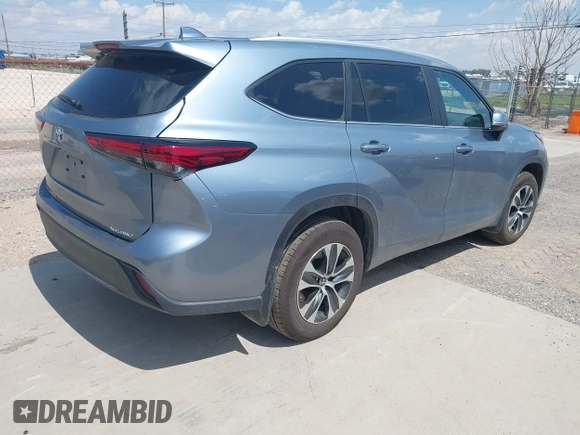 2023 Toyota Highlander L with VIN 5TDKDRBH5PS012608, listed as a IAAI auction lot 42702499 with 61,129 mi miles and . Bid and sale history available at DreamBid. Image 4.