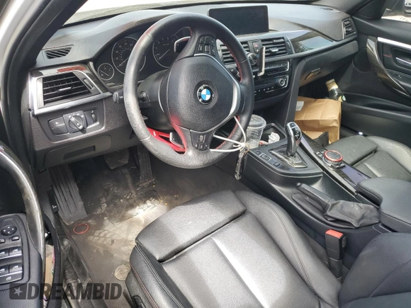 2016 BMW 3 Series 328i xDrive z VIN WBA8E3G57GNU00476, wystawiony jako Copart lot #54625345 z przebiegiem 75 079 mil mil oraz Szkoda całkowita • Salvage title. Historia ofert i sprzedaży dostępna na DreamBid. Obrazek 8.