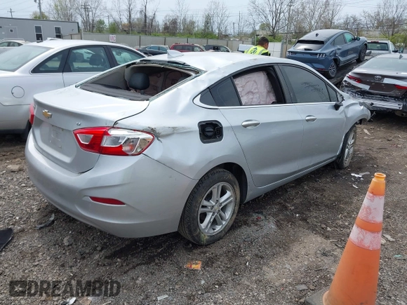 2017 Chevrolet Cruze LT with VIN 1G1BE5SMXH7212312, listed as a IAAI auction lot 42065617 with 195,689 mi miles and . Bid and sale history available at DreamBid. Image 4.
