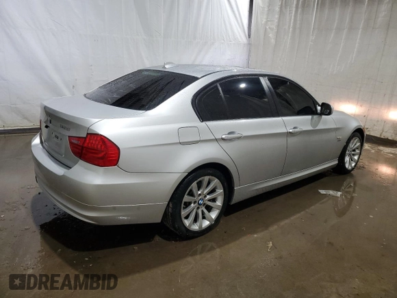 2011 BMW 3 Series 328i xDrive with VIN WBAPK7C59BF084826, listed as a Copart auction lot 86481334 with 152,216 mi miles and Salvage title. Bid and sale history available at DreamBid. Image 3.