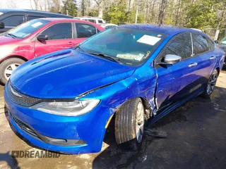 2015 Chrysler 200 S with VIN 1C3CCCBB9FN629079, listed as a IAAI auction lot 41767914 with 132,991 mi miles. Bid and sale history available at carsss.com. Image 17.