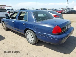2008 Ford Police Interceptor z VIN 2FAHP71VX8X137757, wystawiony jako IAAI lot #42651380 z przebiegiem 181 684 mil mil oraz . Historia ofert i sprzedaży dostępna na DreamBid. Obrazek 3.