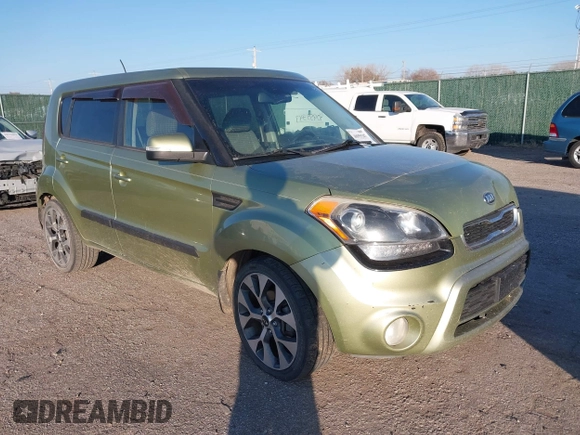 2012 Kia Soul + with VIN KNDJT2A6XC7453032, listed as a IAAI auction lot 40955347 with 155,804 mi miles. Bid and sale history available at carsss.com. Image 1.