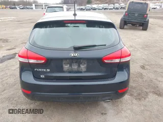 2017 Kia Forte5 LX with VIN KNAFK5A89H5702044, listed as a IAAI auction lot 41623085 with 73,815 mi miles. Bid and sale history available at carsss.com. Image 16.