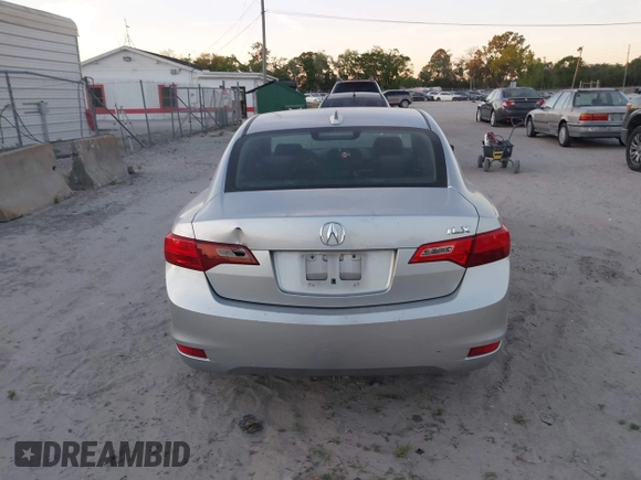 2013 Acura ILX with VIN 19VDE1F39DE010087, listed as a IAAI auction lot 41832973 with 214,137 mi miles. Bid and sale history available at carsss.com. Image 16.