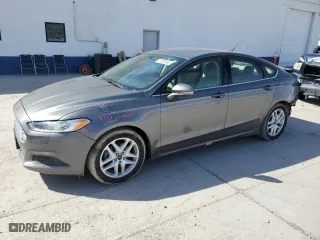 2014 Ford Fusion SE with VIN 1FA6P0H71E5392624, listed as a Copart auction lot 47026945 with 105,788 mi miles and Salvage Title. Bid and sale history available at carsss.com. Image 1.
