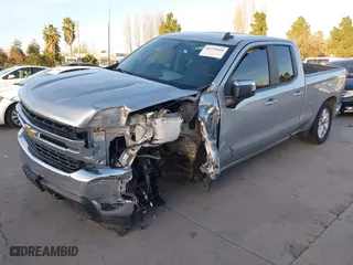 2019 Chevrolet Silverado 1500 LT with VIN 1GCRYDEDXKZ272945, listed as a IAAI auction lot 41225816 with 95,088 mi miles. Bid and sale history available at carsss.com. Image 2.