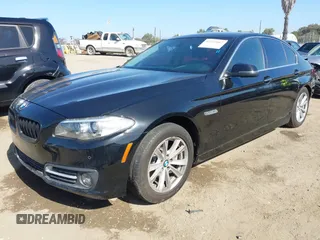 2015 BMW 5 Series 528i z VIN WBA5A5C57FD515826, wystawiony jako IAAI lot #42232062 z przebiegiem 80 641 mil mil oraz . Historia ofert i sprzedaży dostępna na DreamBid. Obrazek 17.