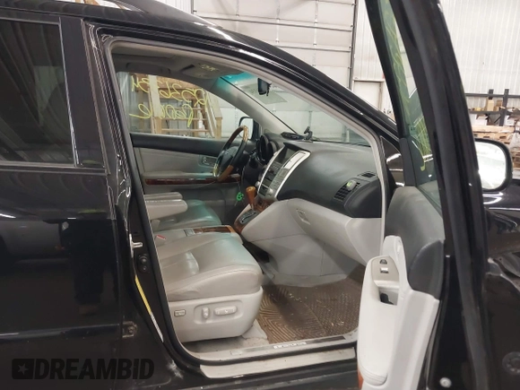 2007 Lexus RX 350 with VIN 2T2HK31UX7C044065, listed as a IAAI auction lot 42536334 with 318,300 mi miles and . Bid and sale history available at DreamBid. Image 5.