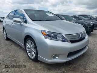 2010 Lexus HS 250h z VIN JTHBB1BA6A2014293, wystawiony jako IAAI lot #41948412 z przebiegiem 224 399 mil mil oraz . Historia ofert i sprzedaży dostępna na DreamBid. Obrazek 1.