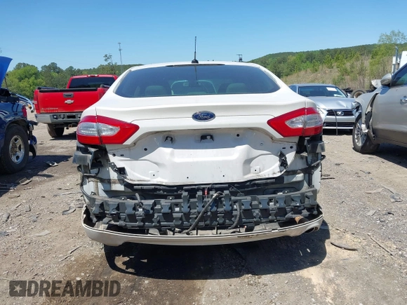 2014 Ford Fusion SE with VIN 1FA6P0H74E5384033, listed as a IAAI auction lot 41973706 with 187,988 mi miles. Bid and sale history available at carsss.com. Image 6.