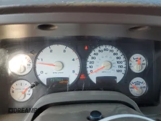 2005 Dodge 3500 SLT с VIN 3D7MS48C95G766898, выставлен на аукционе Copart как лот 61764245 с пробегом 287 804 миль миль и Списание • Salvage title. История ставок и продаж доступна на DreamBid. Изображение 9.