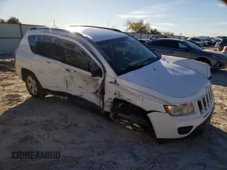 2013 Jeep Compass High Altitude Edition with VIN 1C4NJCEAXDD102460, listed as a Copart auction lot 81736874 with 122,462 mi miles and Salvage Title. Bid and sale history available at carsss.com. Image 4.
