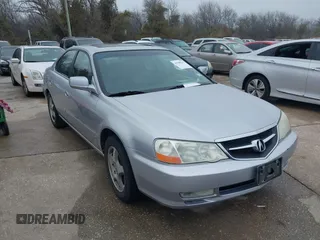 2002 Acura TL w/Navigation with VIN 19UUA56762A002110, listed as a IAAI auction lot 41509137 with 145,142 mi miles. Bid and sale history available at carsss.com. Image 1.