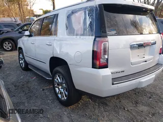 2016 GMC Yukon Denali with VIN 1GKS1CKJ5GR160124, listed as a IAAI auction lot 41580408 with 177,560 mi miles. Bid and sale history available at carsss.com. Image 3.