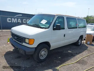 2006 Ford Econoline Wagon XL with VIN 1FMRE11WX6DA34316, listed as a IAAI auction lot 42035725 with 235,638 mi miles. Bid and sale history available at carsss.com. Image 2.