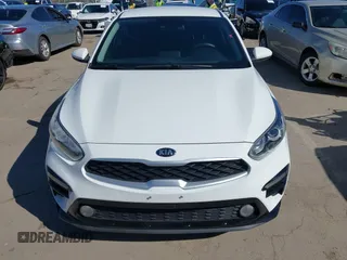 2021 Kia Forte LXS z VIN 3KPF24AD3ME283990, wystawiony jako IAAI lot #41839394 z przebiegiem 66 197 mil mil oraz . Historia ofert i sprzedaży dostępna na DreamBid. Obrazek 12.