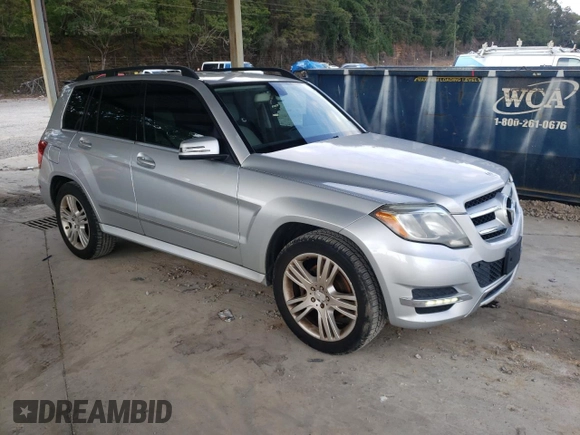 2014 Mercedes-Benz GLK 350 with VIN WDCGG5HB6EG258870, listed as a Copart auction lot 74770724 with 173,746 mi miles and Clean Title. Bid and sale history available at DreamBid. Image 4.
