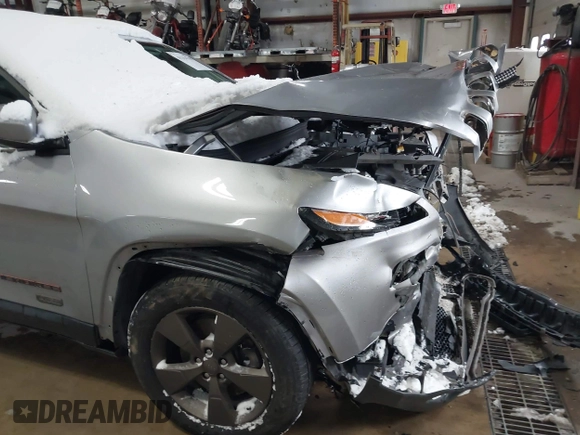 2016 Jeep Cherokee Latitude with VIN 1C4PJMCS6GW321256, listed as a IAAI auction lot 41314789 with 127,951 mi miles. Bid and sale history available at carsss.com. Image 19.