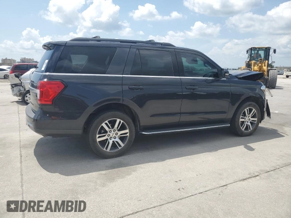 2022 Ford Expedition XLT with VIN 1FMJU1HT0NEA56894, listed as a Copart auction lot 63806955 with 23,697 mi miles and Clean title. Bid and sale history available at DreamBid. Image 3.