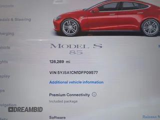 2013 Tesla Model S с VIN 5YJSA1CN1DFP09577, выставлен на аукционе IAAI как лот 41626684 с пробегом 128 289 миль миль и . История ставок и продаж доступна на DreamBid. Изображение 7.