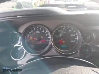 2010 Chevrolet Silverado 1500 LT with VIN 3GCRKSE34AG142638, listed as a IAAI auction lot 41620863 with 330,631 mi miles. Bid and sale history available at carsss.com. Image 7.