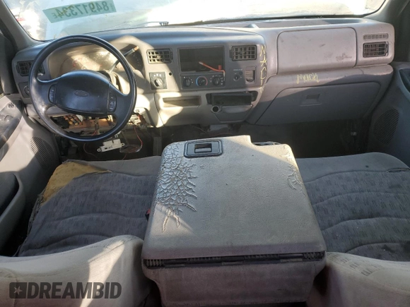 1999 Ford F-250 XL with VIN 1FTNX21S8XEC58955, listed as a Copart auction lot 84917334 with 272,953 mi miles and Salvage title. Bid and sale history available at DreamBid. Image 8.