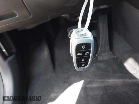 2023 Hyundai Tucson SEL with VIN 5NMJF3AE1PH165094, listed as a IAAI auction lot 42035394 with 33,226 mi miles and . Bid and sale history available at carsss.com. Image 11.