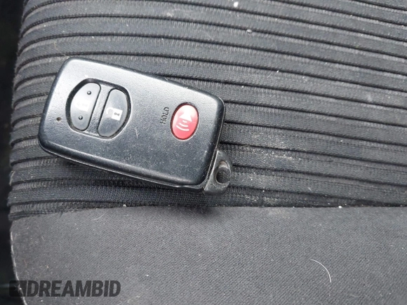 2015 Toyota Prius Two with VIN JTDZN3EU5FJ035495, listed as a IAAI auction lot 41585955 with 136,552 mi miles and . Bid and sale history available at DreamBid. Image 11.