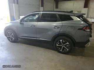 2025 Kia Sportage EX with VIN 5XYK33DF1SG286406, listed as a Copart auction lot 49580615 with 6,130 mi miles and Salvage Title. Bid and sale history available at carsss.com. Image 2.