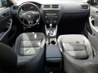 2011 Volkswagen Jetta SE with VIN 3VWDX7AJ2BM361210, listed as a Copart auction lot 53984825 with 223,915 mi miles and Salvage title. Bid and sale history available at DreamBid. Image 8.
