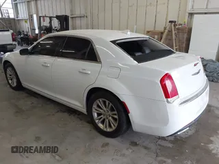 2016 Chrysler 300 Limited with VIN 2C3CCAAG5GH190555, listed as a IAAI auction lot 41837970 with 181,494 mi miles. Bid and sale history available at carsss.com. Image 3.