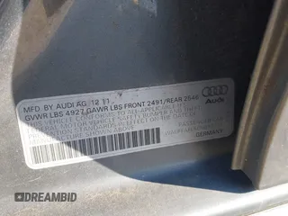 2012 Audi A4 Premium Plus z VIN WAUFFAFL5CN017171, wystawiony jako IAAI lot #42122900 z przebiegiem 49 702 mil mil oraz . Historia ofert i sprzedaży dostępna na DreamBid. Obrazek 9.