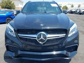 2018 Mercedes-Benz GLE 63 S AMG with VIN 4JGDA7FB3JB035472, listed as a IAAI auction lot 42170871 with 23,183 mi miles and . Bid and sale history available at DreamBid. Image 12.