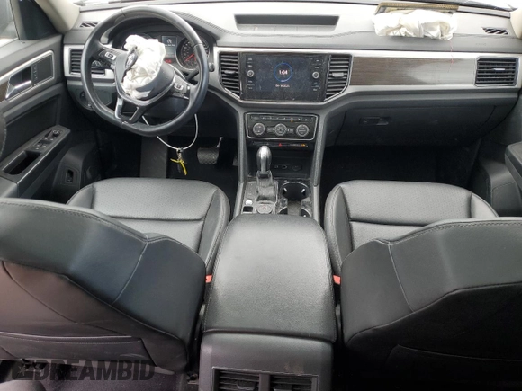 2018 Volkswagen Atlas 3.6L V6 SEL with VIN 1V2MR2CA2JC537460, listed as a Copart auction lot 52799365 with 147,059 mi miles and Non Repairable. Bid and sale history available at carsss.com. Image 8.