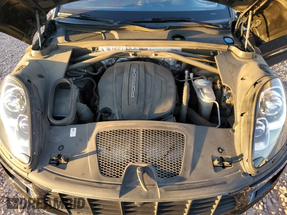 2017 Porsche Macan with VIN WP1AA2A51HLB00902, listed as a Copart auction lot 54910635 with 66,129 mi miles and Salvage title. Bid and sale history available at DreamBid. Image 11.
