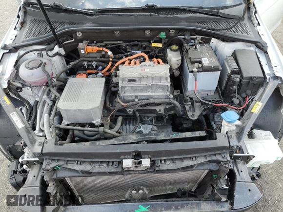 2019 Volkswagen Golf SEL Premium z VIN WVWPR7AU6KW913862, wystawiony jako Copart lot #54744685 z przebiegiem 21 610 mil mil oraz Szkoda całkowita • Salvage title. Historia ofert i sprzedaży dostępna na DreamBid. Obrazek 11.