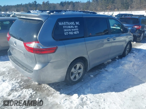2016 Toyota Sienna LE AAS with VIN 5TDKK3DC6GS711315, listed as a IAAI auction lot 41596447 with 175,413 mi miles. Bid and sale history available at carsss.com. Image 4.