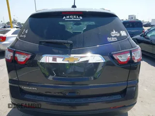 2017 Chevrolet Traverse LS z VIN 1GNKRFED1HJ154839, wystawiony jako IAAI lot #42304339 z przebiegiem Nie podano mil oraz . Historia ofert i sprzedaży dostępna na DreamBid. Obrazek 15.