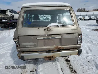 1985 Toyota Land Cruiser z VIN JT3FJ60G8F1127643, wystawiony jako Copart lot #46289955 z przebiegiem 276 869 mil mil oraz Czysty tytuł • Clean title. Historia ofert i sprzedaży dostępna na DreamBid. Obrazek 6.